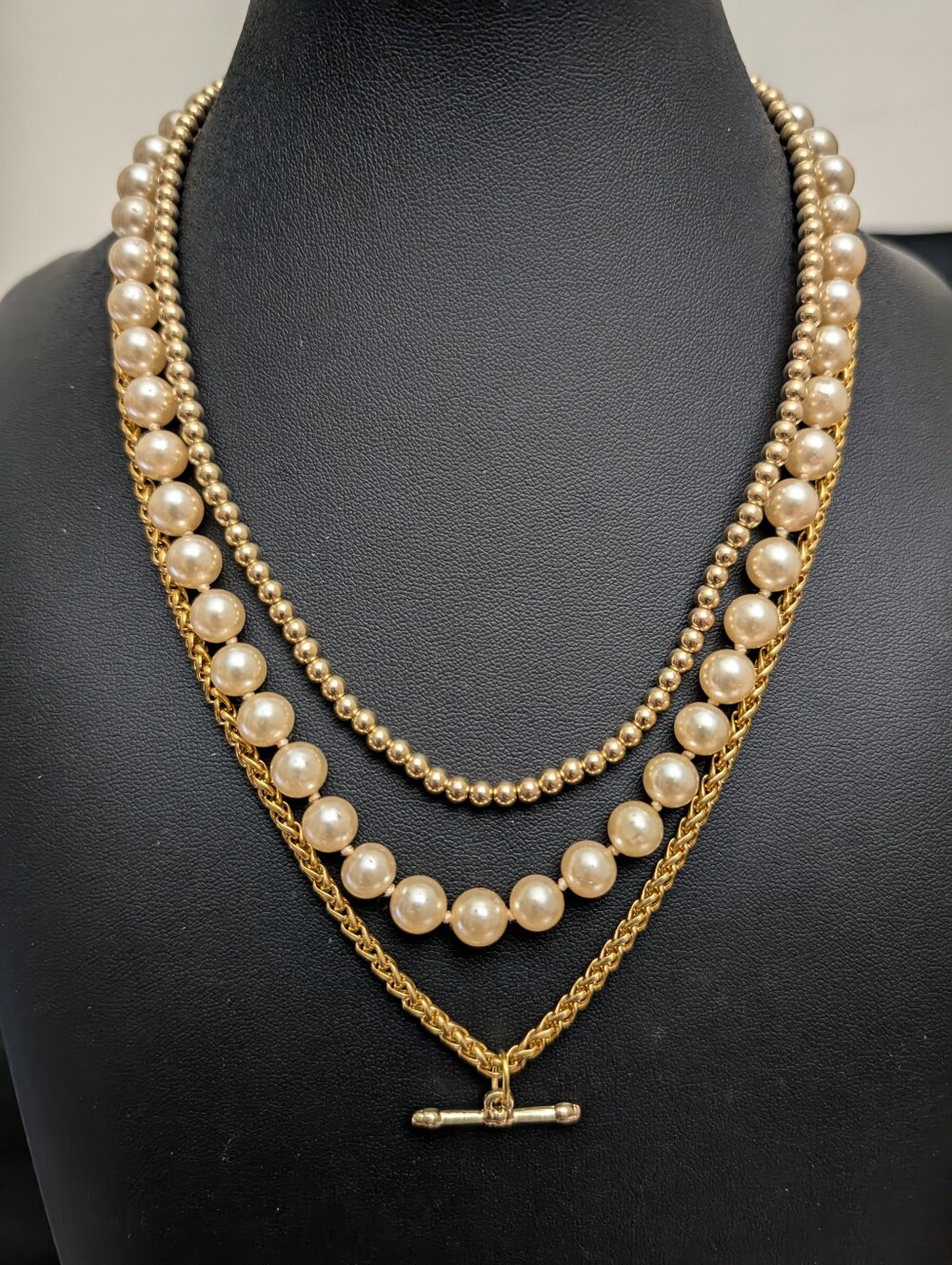 "#“85. The Devil Wears Prada 2 “ “ The Necklace Set”